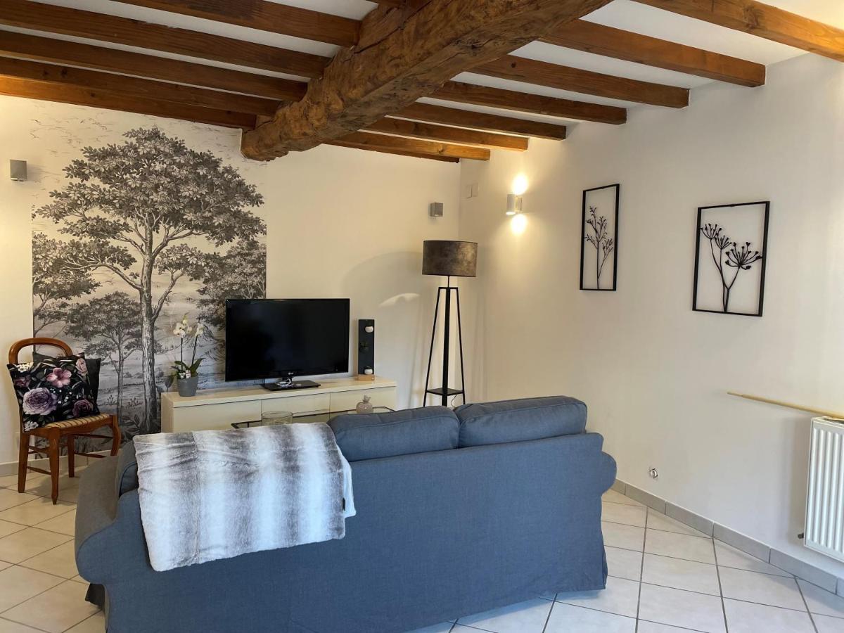 Les Glycines Villa Hieres-Sur-Amby Exterior photo